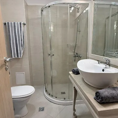2 Harmony 3 Sunnybeach Apartment